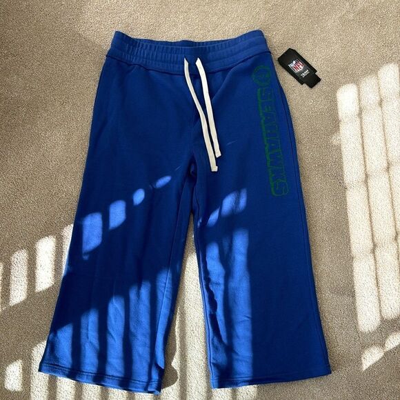 NWT Seattle Seahawks Junk Food Royal Cropped Sweatpants NFL Team Apparel Size L - Picture 4 of 13
